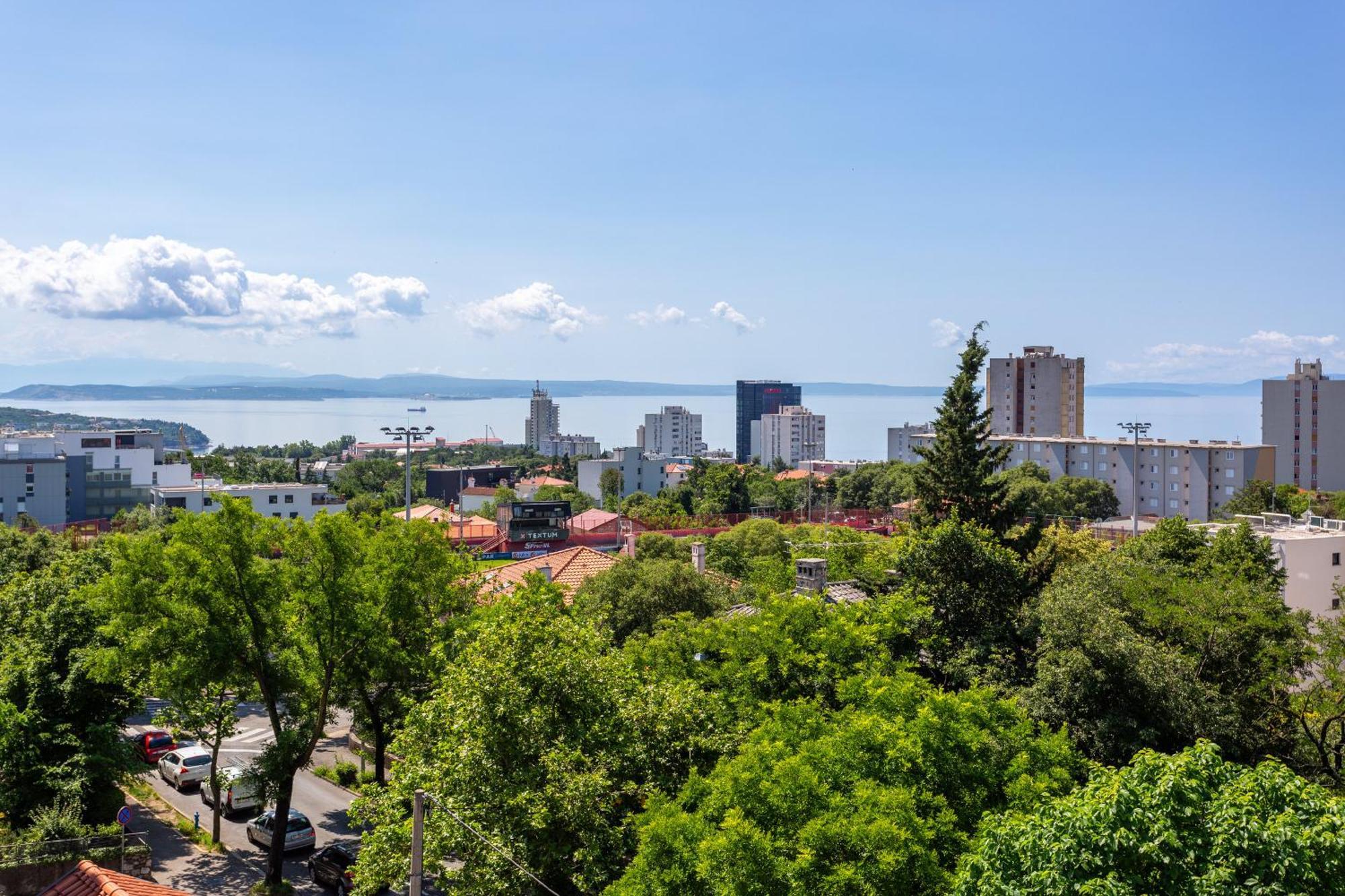 Brand New Apartment Close To The Beach, City Center And University Of Rijeka - Apartment Karlo 외부 사진